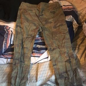 American Eagle camo pants